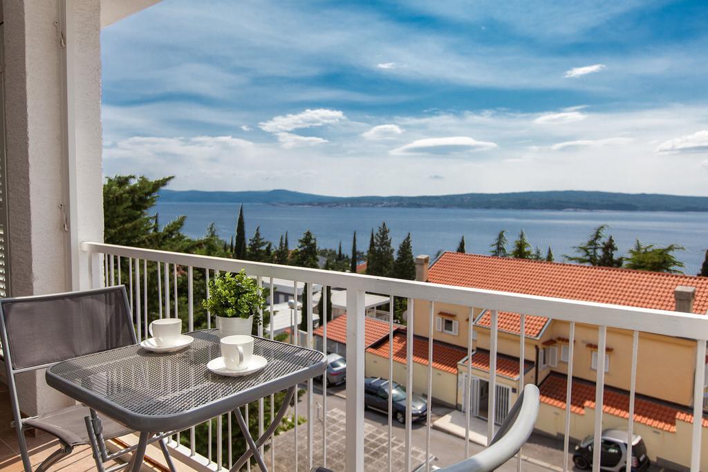 Apartments Casa Bianca Crikvenica Eksteriør bilde