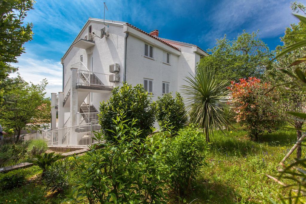 Apartments Casa Bianca Crikvenica Eksteriør bilde